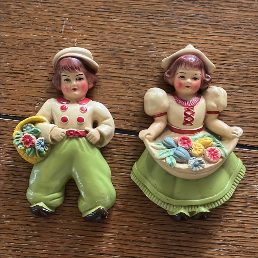 Vintage Chalkware Hummel Set
